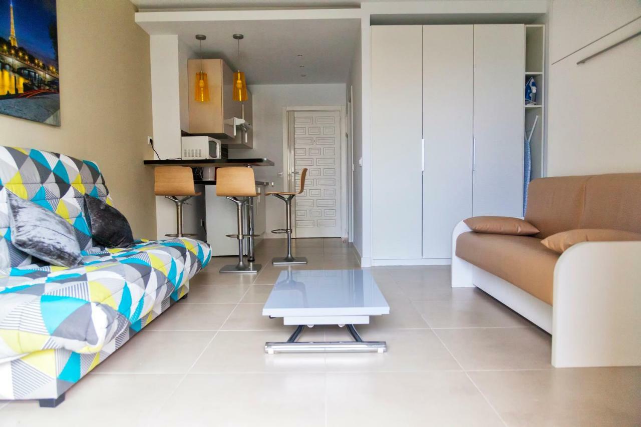 Estudio En Benalbeach Apartman Benalmádena Kültér fotó